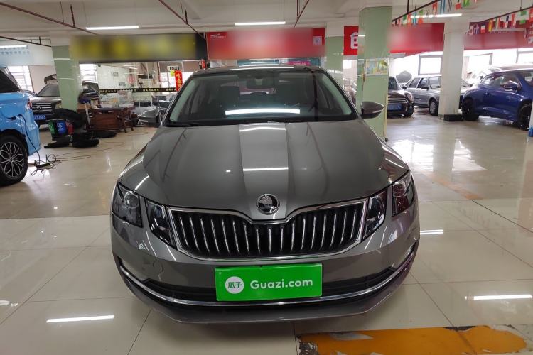 Used Skoda Octavia 2019 1.5L Automatic Smart Drive Luxury Edition China VI Standard Front