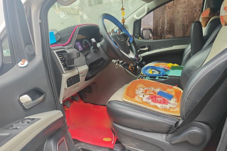 Used JAC Refine M4 2019 Business & Travel Series 2.0L Manual Comfort Model China VI Left Front Seat