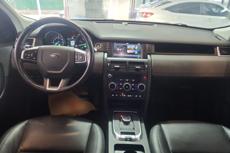 Used Land Rover Discovery Sport 2019 240 PS PURE Edition China VI Standard
