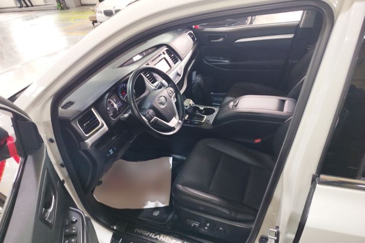 Used Toyota Highlander 2017 2.0T Four-Wheel Drive Luxury Edition 7 Seats