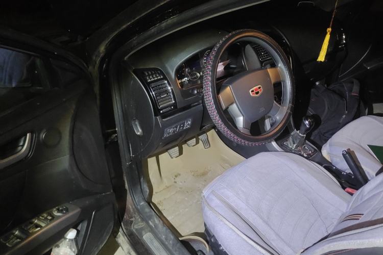 Used Geely Auto Classic Emgrand 2013 Hatchback 1.5L Manual Luxury Model