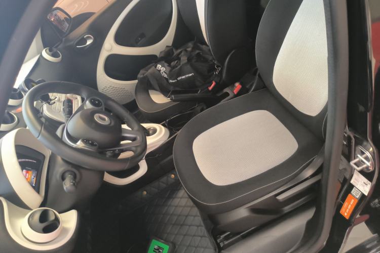 Used smart forfour 2016 1.0L 52 kW Passion Edition