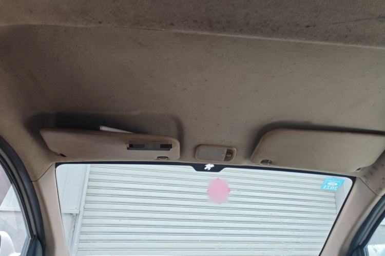 Used Wuling Hongguang V 2019 1.5L Base Version China VI LAR
