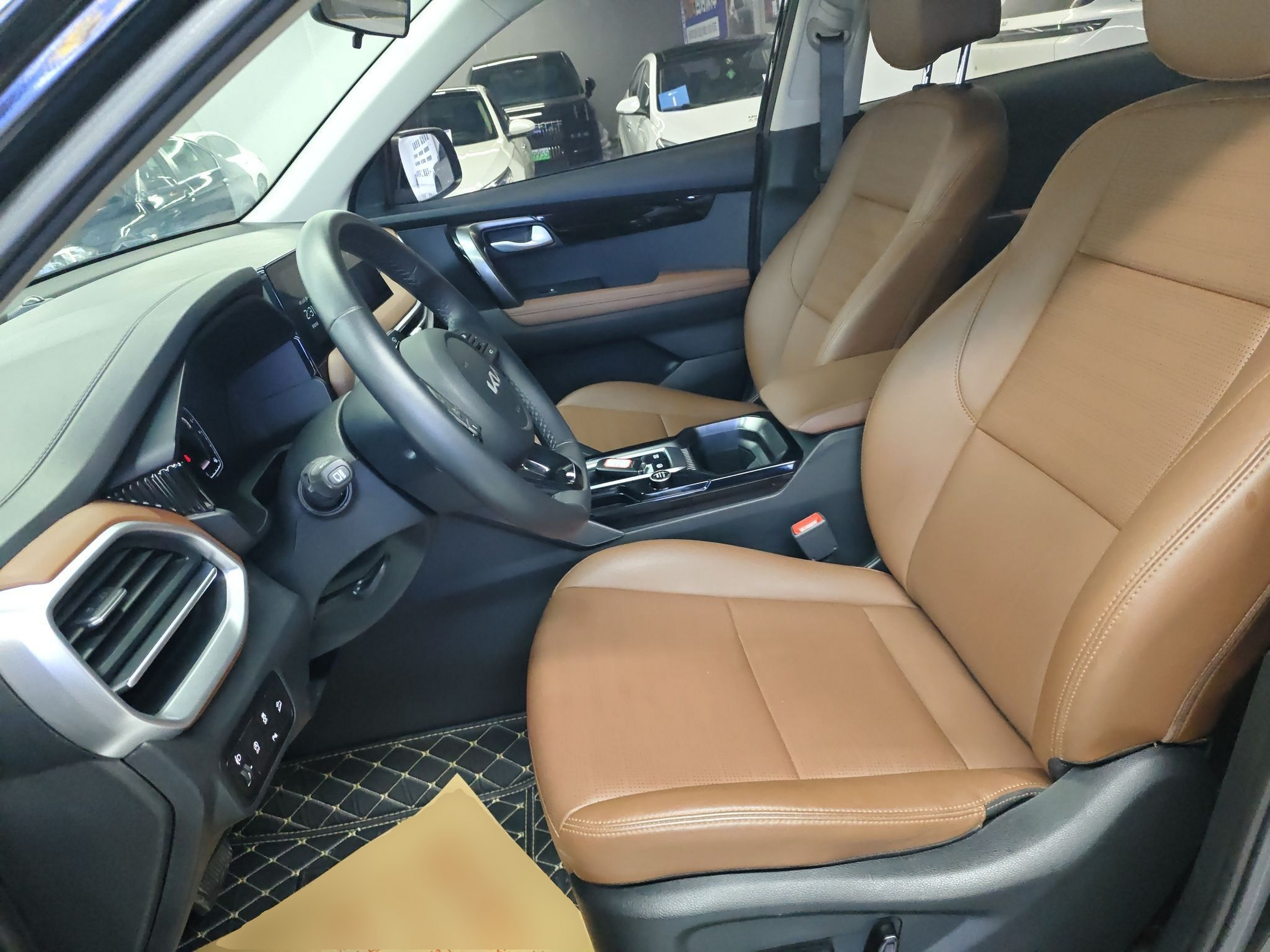 المقاعد الأمامية داخل السيارة