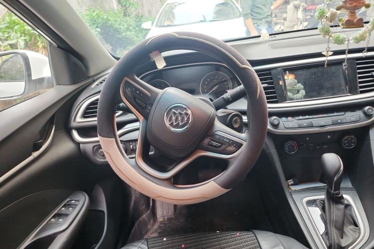 Used Buick GT 2021 Revised Version Flagship 1.5L Automatic Elite Edition Steering Wheel