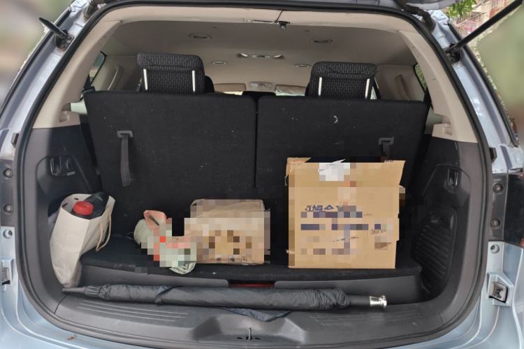 Used Isuzu mu-X 2015 2.5T Two-Wheel Drive Automatic Comfort Touring Model 7 Seats