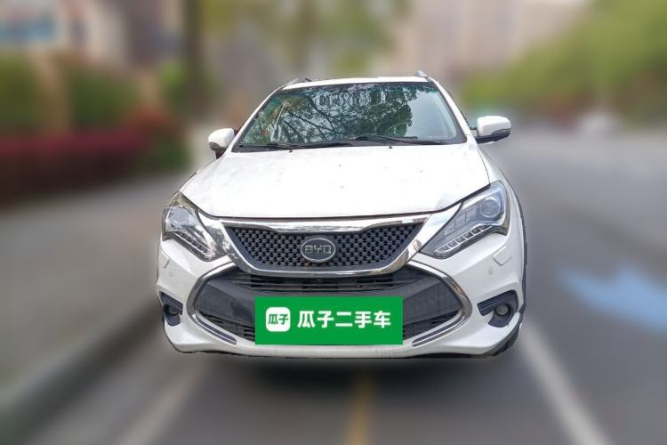 Used BYD Tang New Energy 2015 2.0T Four-Wheel-Drive Flagship Model Front