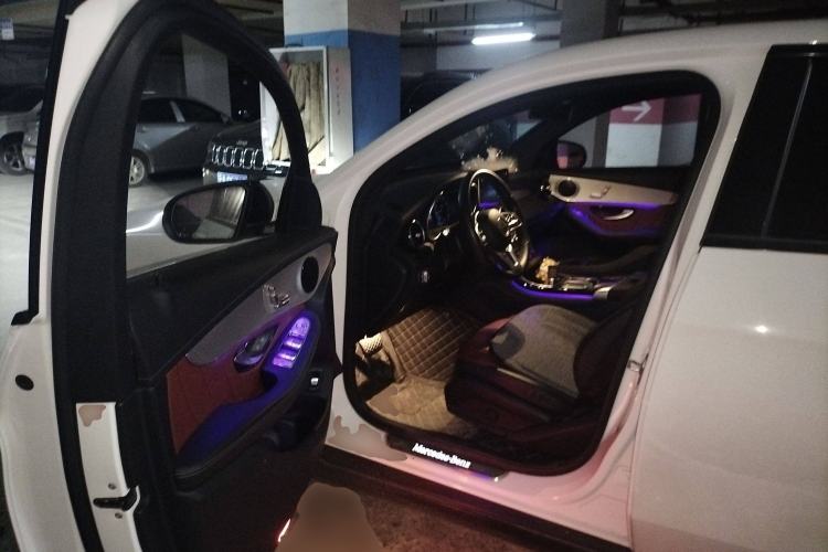 Used Mercedes-Benz GLC Coupe 2020 GLC 260 4MATIC Coupe SUV
