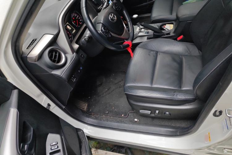 Used Toyota RAV4 2016 2.5L Automatic 4x4 Elite Edition
