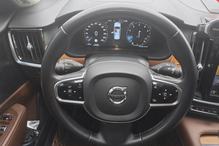 Used Volvo S90 2020 T5 Zhiyuan Luxury Edition