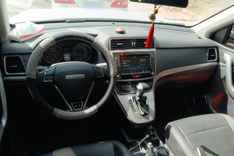 Used Haval M6 2019 1.5T DCT Two-Wheel Drive Elite Version China V Standard
