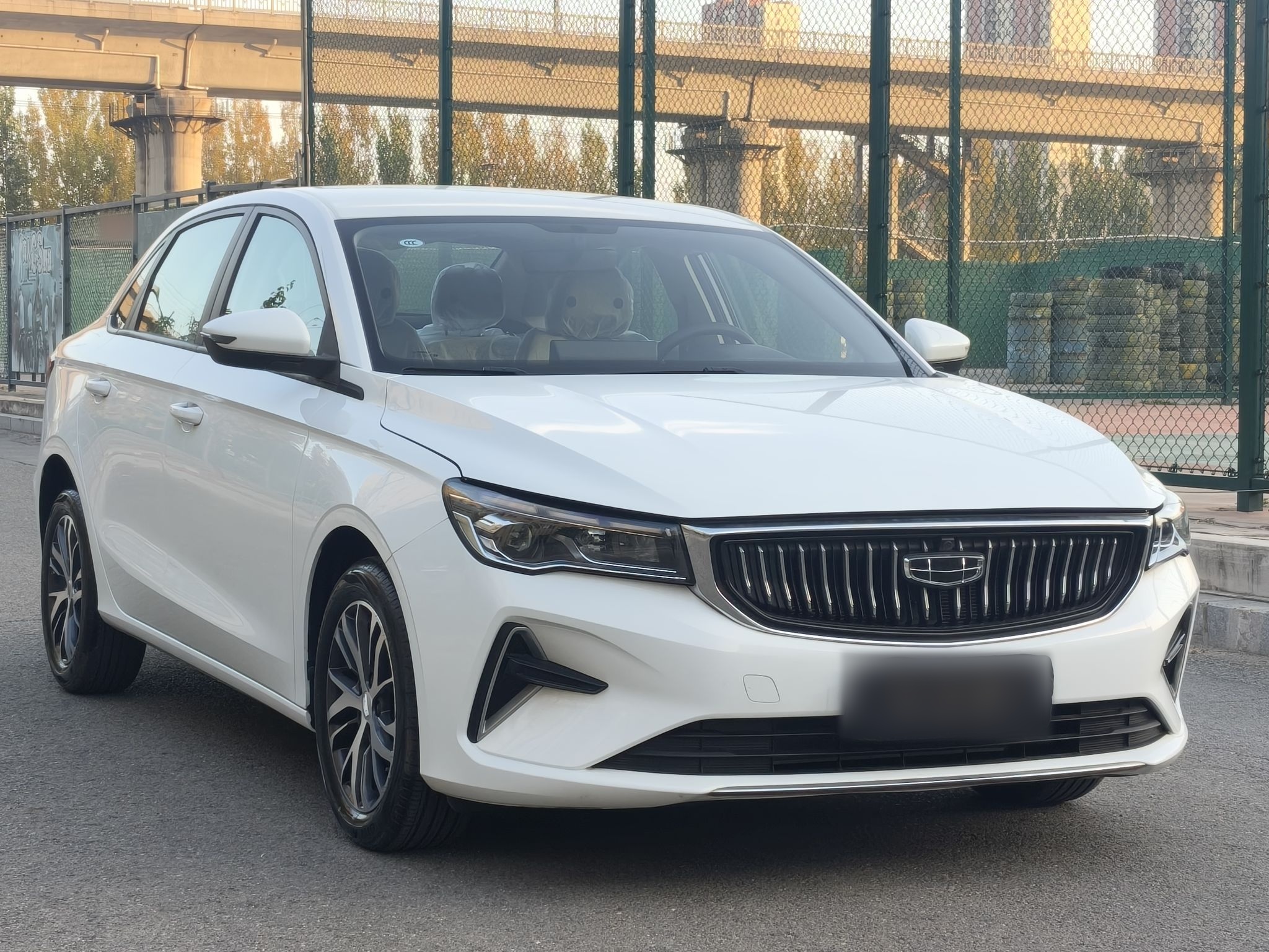 Geely Auto Emgrand 2023 4th Generation Champion Edition 1.5L CVT Luxury Model — снимка 4
