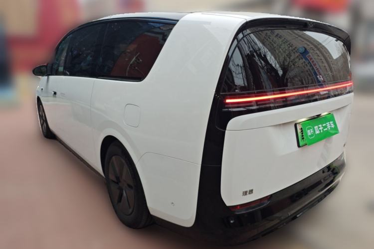 Used Li Auto MEGA 2024 Ultra Model