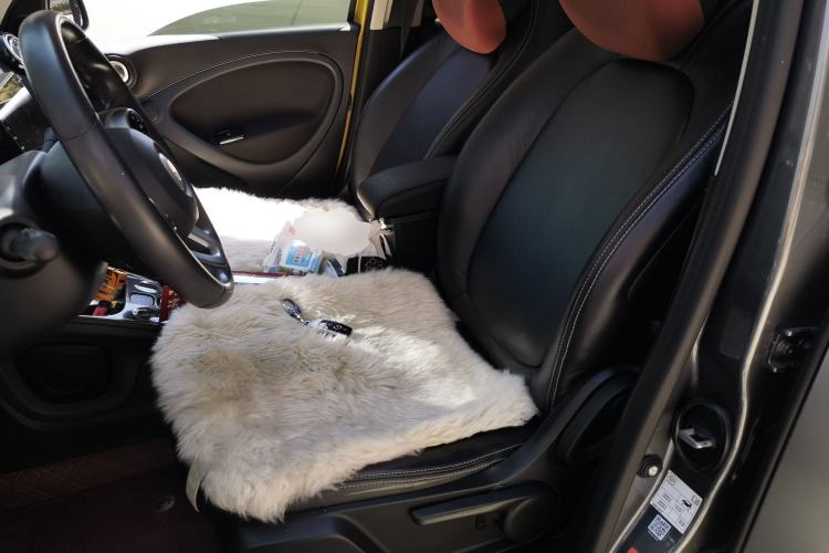 Used smart forfour 2016 1.0L 52 kW Passion Edition Left Front Seat