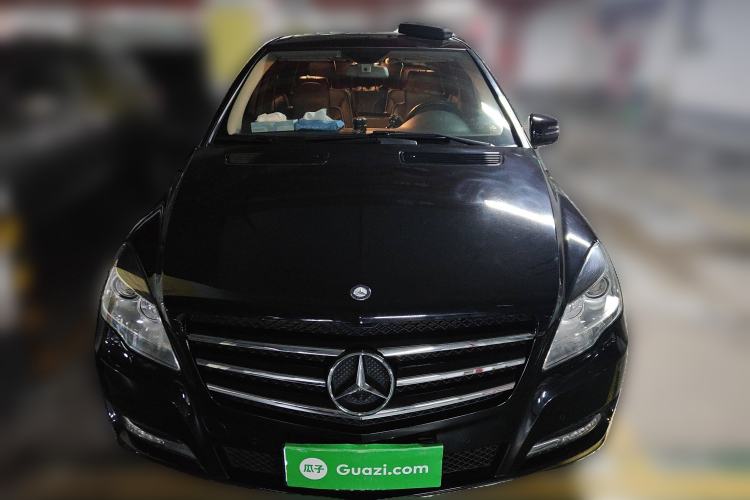 Used Mercedes-Benz R-Class 2017 R 320 4MATIC Business Edition Prestige Model
