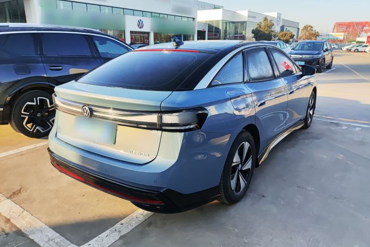 Used Volkswagen ID.7 VIZZION 2024 AIR model
