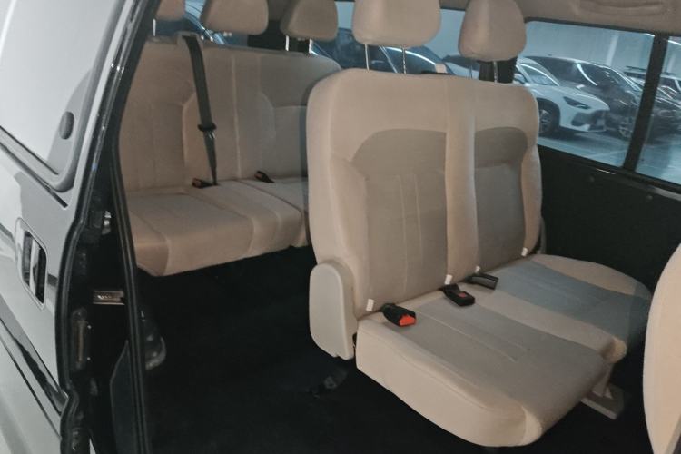 Used FORTHING Lingzhi 2023 M5L 1.6L Base Model 7 Seats Left Rear Seat