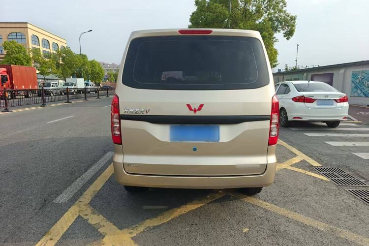 Used Wuling Hongguang V 2022 1.5L Jingqu Edition Electric-Assist LAR