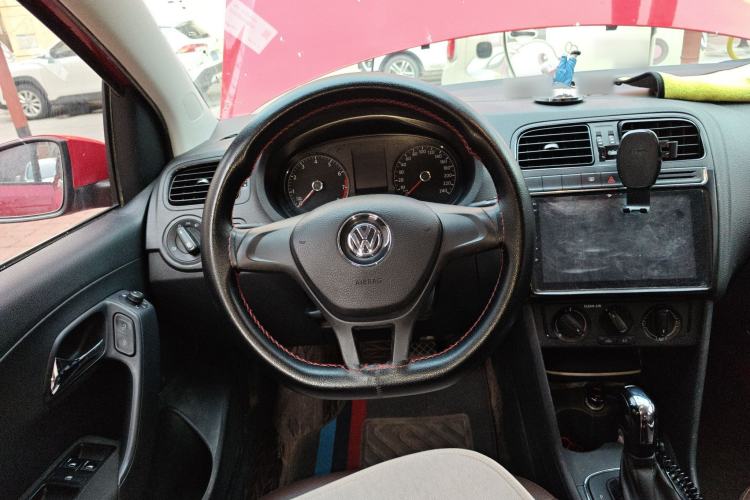 Used Volkswagen Polo 2016 1.4L Automatic Trendy Model Steering Wheel