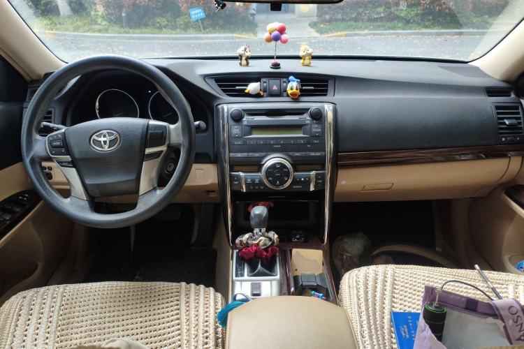 Used Toyota Reiz 2010 2.5S Fengdu Jinghua Edition Center Console