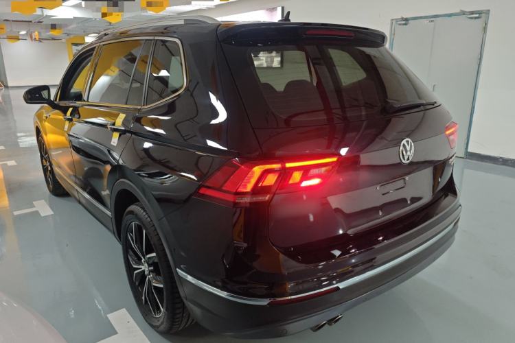 Used Volkswagen Tiguan L 2019 Revised 330TSI Automatic Two-Wheel Drive Smart & Luxury Edition China VI Standard
