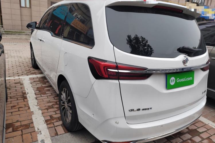 Used Buick GL8 2023 Land Executive Class Deluxe Model