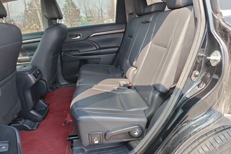 Used Toyota Highlander 2017 2.0T Four-Wheel Drive Ultimate Edition 7 Seats