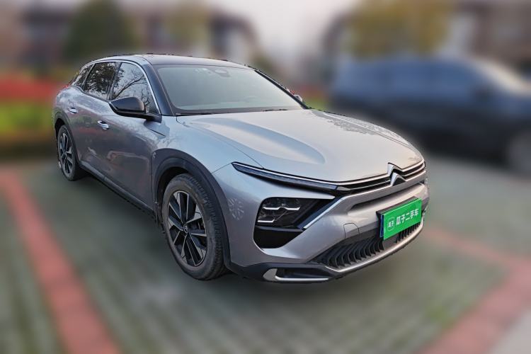 Used Citroen C5 X 2021 1.6T Enjoy the Extraordinary Front Right 45 Deg