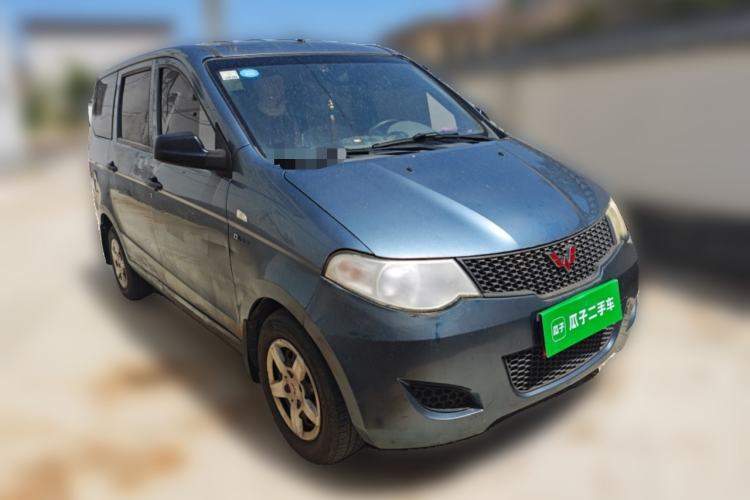 Used Wuling Hongguang 2013 1.5L Base Version Front Right 45 Deg