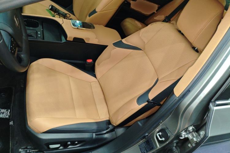 Used Lexus ES 2022 300h Excellence Edition
