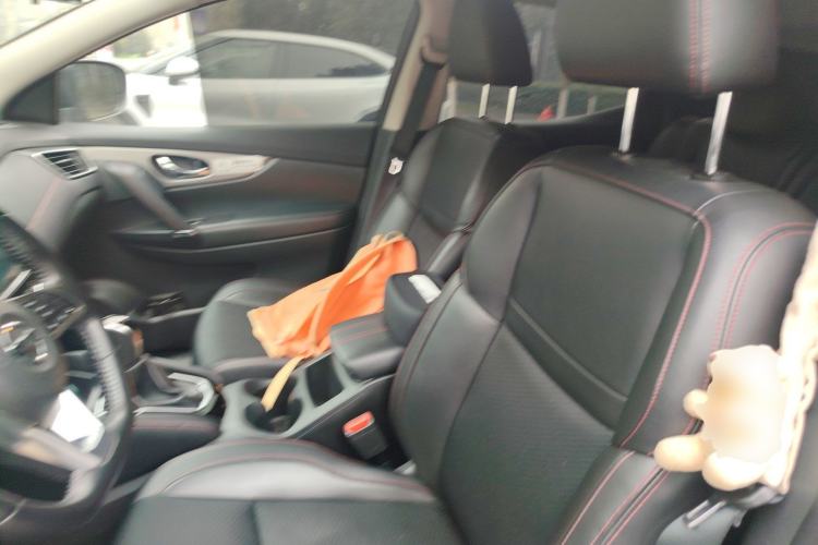 Used Nissan Qashqai 2019 2.0L CVT Luxury Edition Left Front Seat