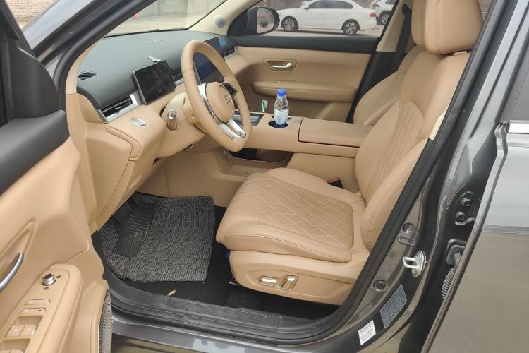 Used Landian E5 PLUS 2025 165 km Long-Range First Edition 7-Seater