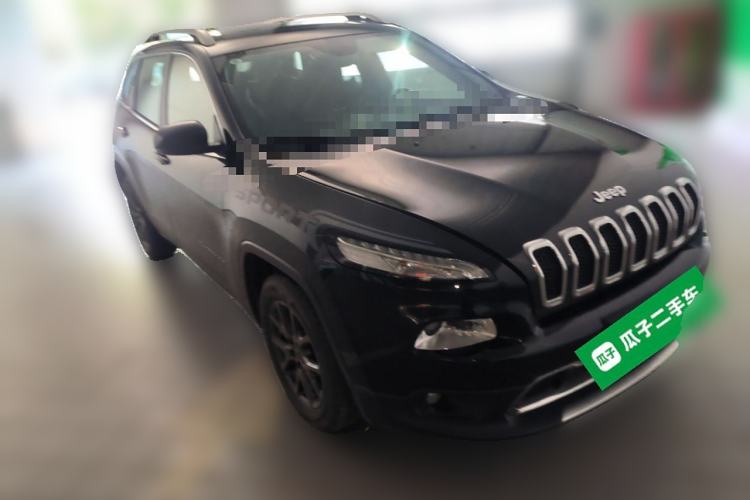 Used Jeep Cherokee 2020 2.0L Two-Wheel Drive Classic Sports Edition
