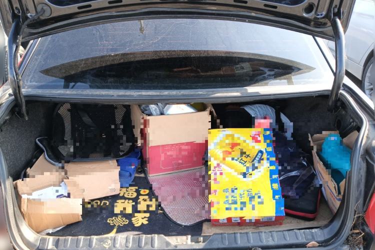 Used Volkswagen Santana Vista 2008 1.8L Manual Sishang Model Trunk