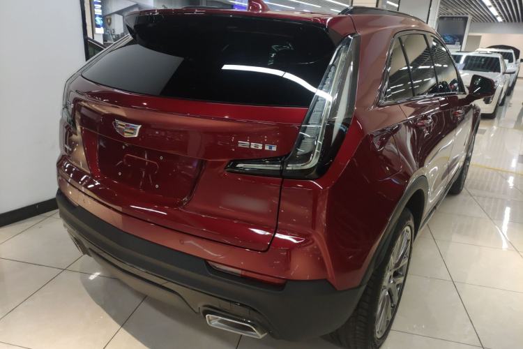 Used Cadillac XT4 2022 28T Four-Wheel Drive Platinum Edition