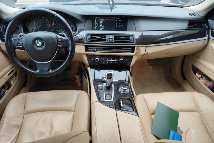 Used BMW 5 Series 2012 535Li Leading Model
