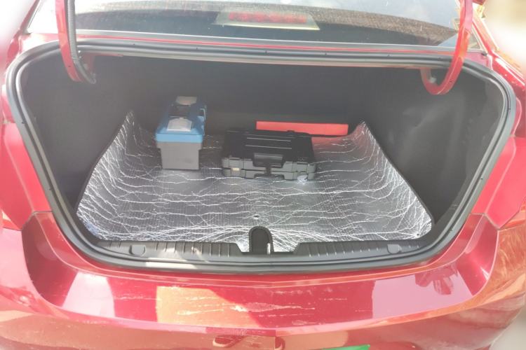 Used Chevrolet Cruze 2015 1.5L Classic SE MT Trunk