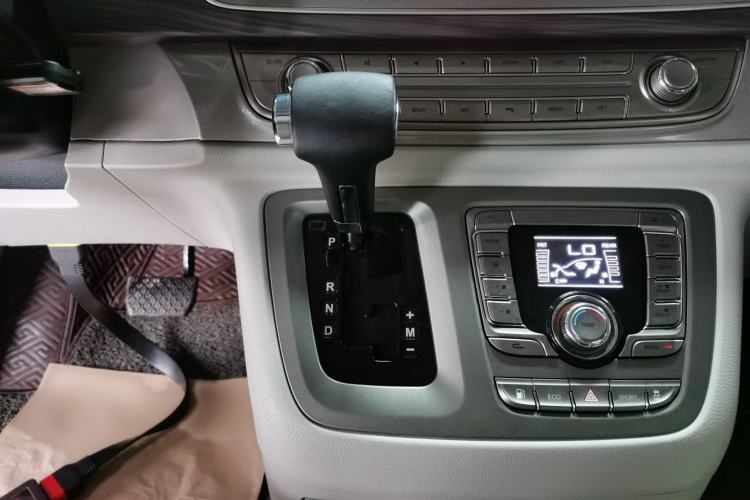 Used SAIC MAXUS G10 2018 PLUS 2.0T Automatic Smart Edition
