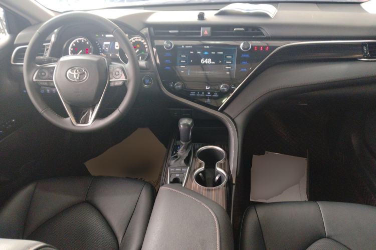 Used Toyota Camry 2019 Revised Version 2.5G Luxury Edition Center Console