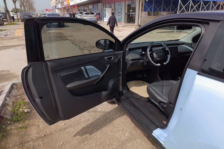 Used Chery New Energy Boundless Pro 2022 301km LingShou Edition Lithium Iron Phosphate
