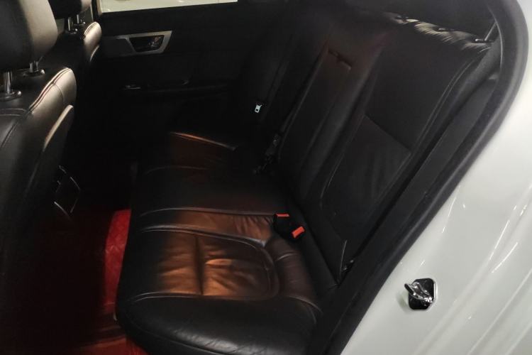 Used Jaguar XF 2015 XF 2.0T Prestige Edition
