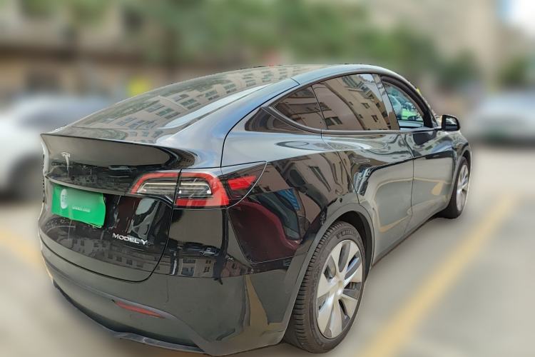 Used Tesla Model Y 2021 Standard Range Rear-Wheel Drive Version Rear Right 45 Deg