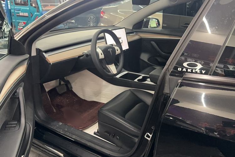 Used Tesla Model 3 2022 Rear-Wheel-Drive Version
