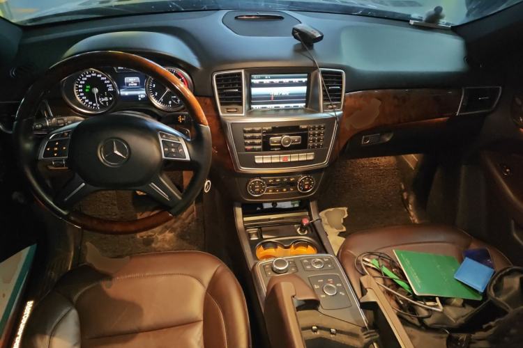 Used Mercedes-Benz M-Class 2012 ML 350 Luxury Edition
