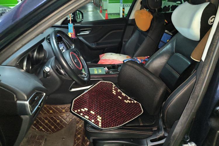 Used Jaguar F-PACE 2016 2.0T Two-Wheel Drive Urban Luxury Edition