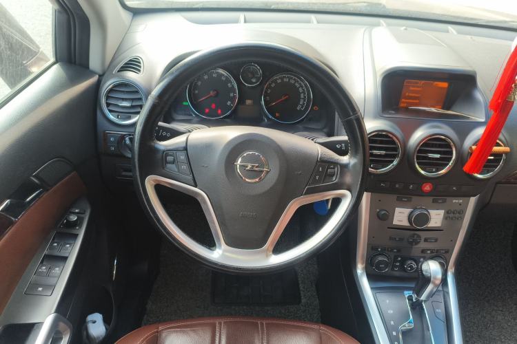 Used Opel Antara 2013 2.4L 4x4 Luxury Edition
