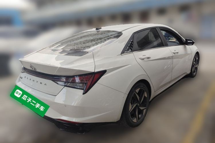 Used Hyundai Elantra 2021 1.5L CVT LUX Prestige Edition
