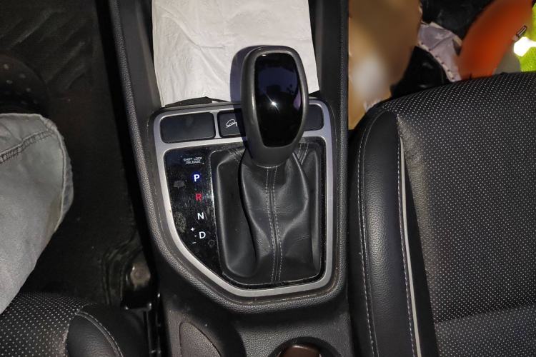 Used Hyundai ix25 2015 2.0L Automatic Two-Wheel Drive Intelligent GLS