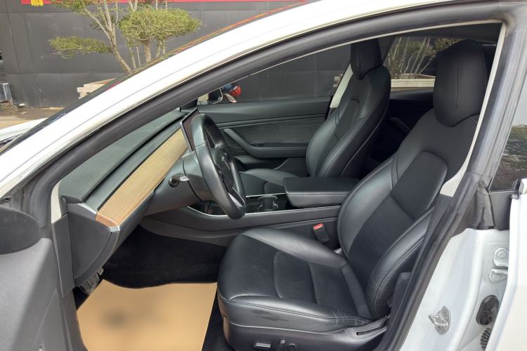 Used Tesla Model 3 2019 Long-Range Rear-Wheel-Drive Version
