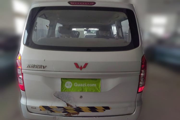 Used Wuling Hongguang V 2019 1.5L Enjoyment Version China VI LAR